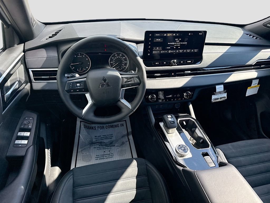 New 2026 Mitsubishi Outlander LE FWD image 21