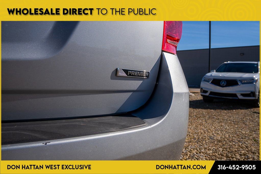 Used 2017 Chevrolet Equinox Premier w/ Enhanced Convenience Package image 34