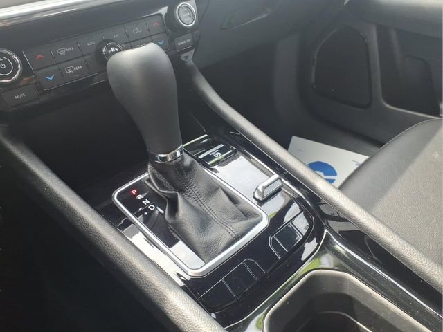 Used 2024 Jeep Compass Limited image 19