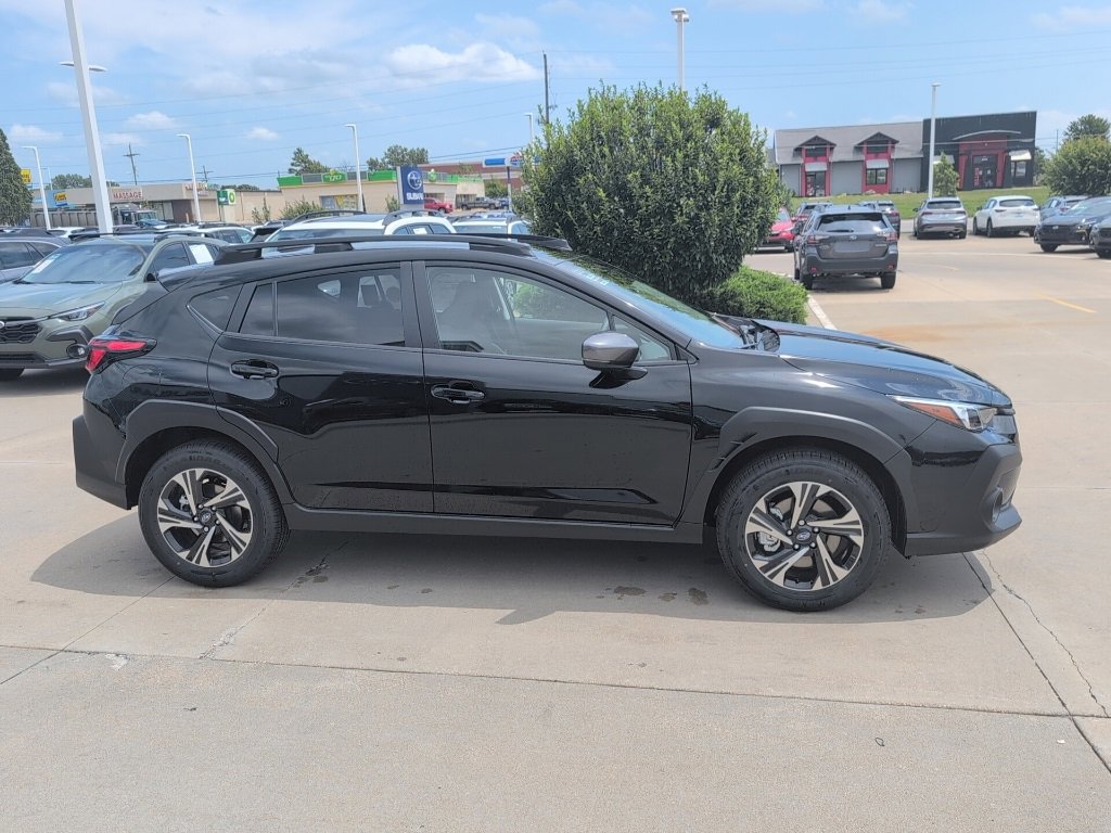 Used 2025 Subaru Crosstrek 2.0i Premium image 6