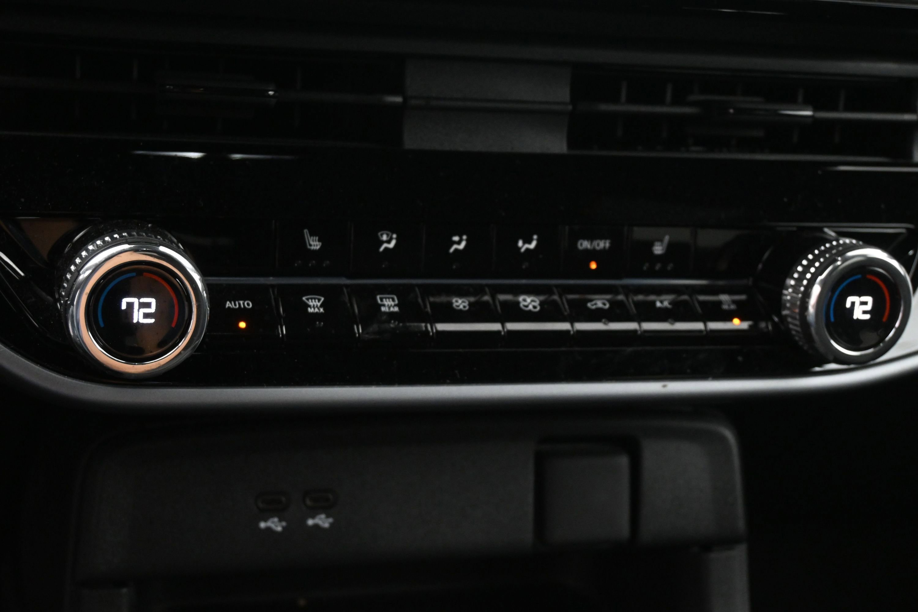 Used 2025 Honda Prologue EX image 23