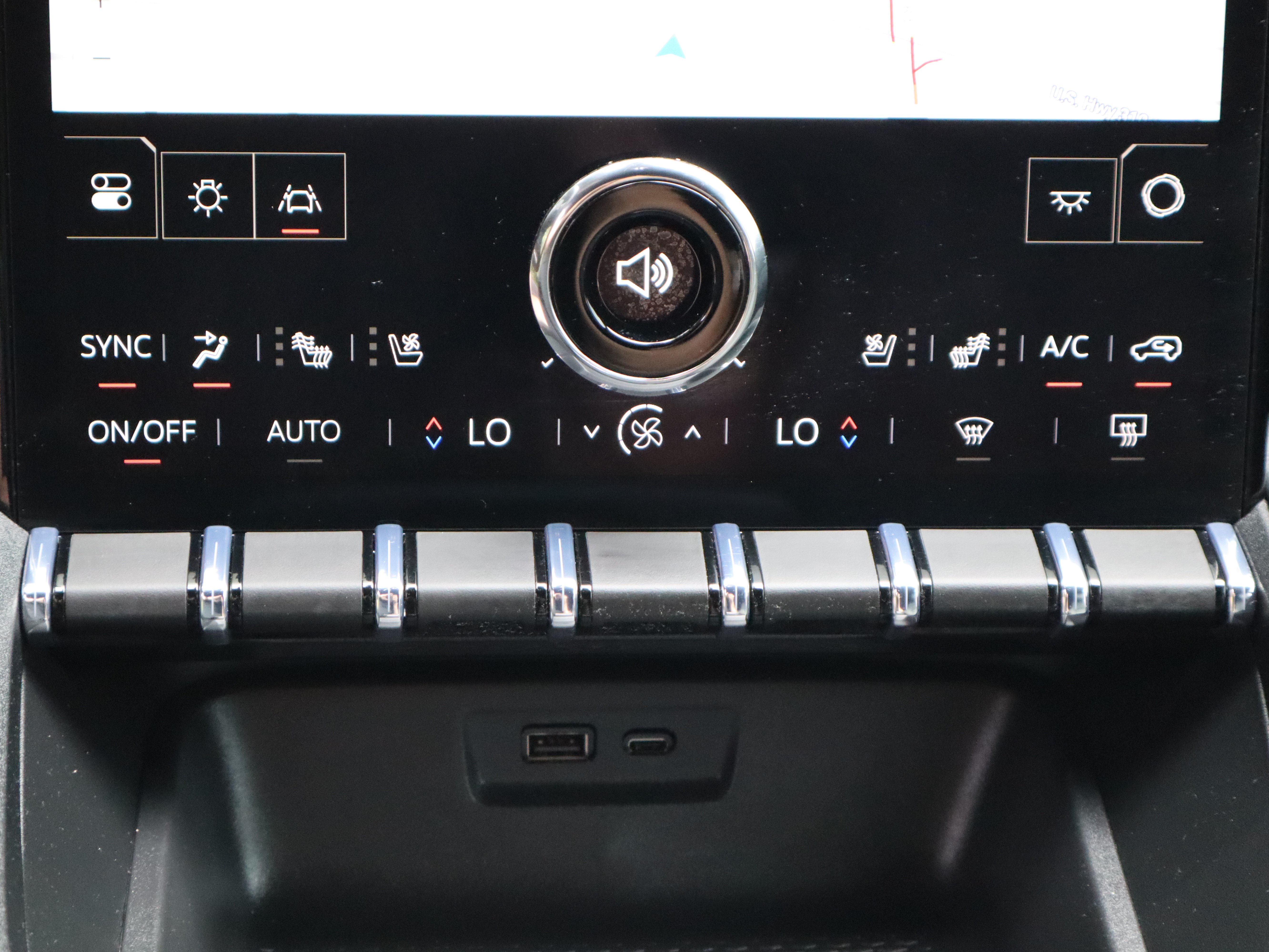 Used 2026 GMC Terrain AT4 w/ Convenience Package III AWD/4WD image 40