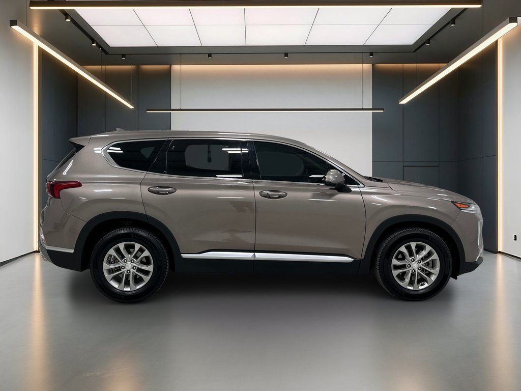 Used 2019 Hyundai Santa Fe SEL FWD image 7