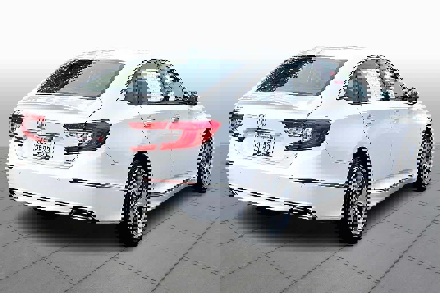 Used 2018 Honda Accord Touring image 12