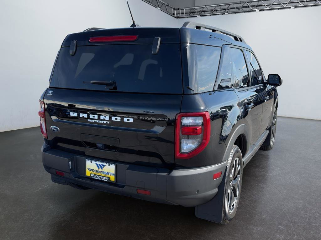 Used 2023 Ford Bronco Sport Outer Banks w/ Tech Package AWD/4WD image 5