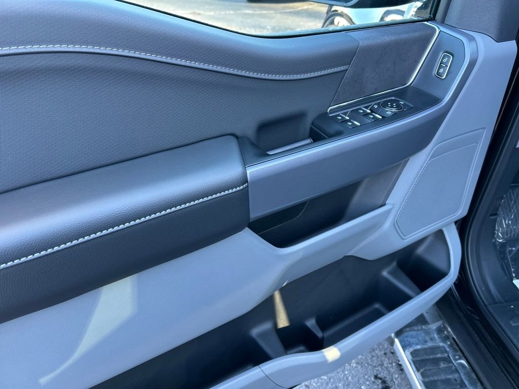 New 2025 Ford F150 XLT w/ Equipment Group 301A Standard image 11