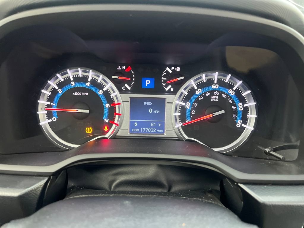 Used 2014 Toyota 4Runner Limited image 19