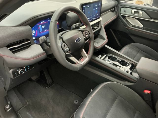 Used 2025 Ford Explorer ST w/ Sun And Sound Package AWD/4WD image 14