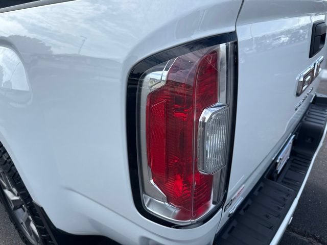 Used 2021 GMC Canyon AT4 w/ Driver Alert Package AWD/4WD image 10