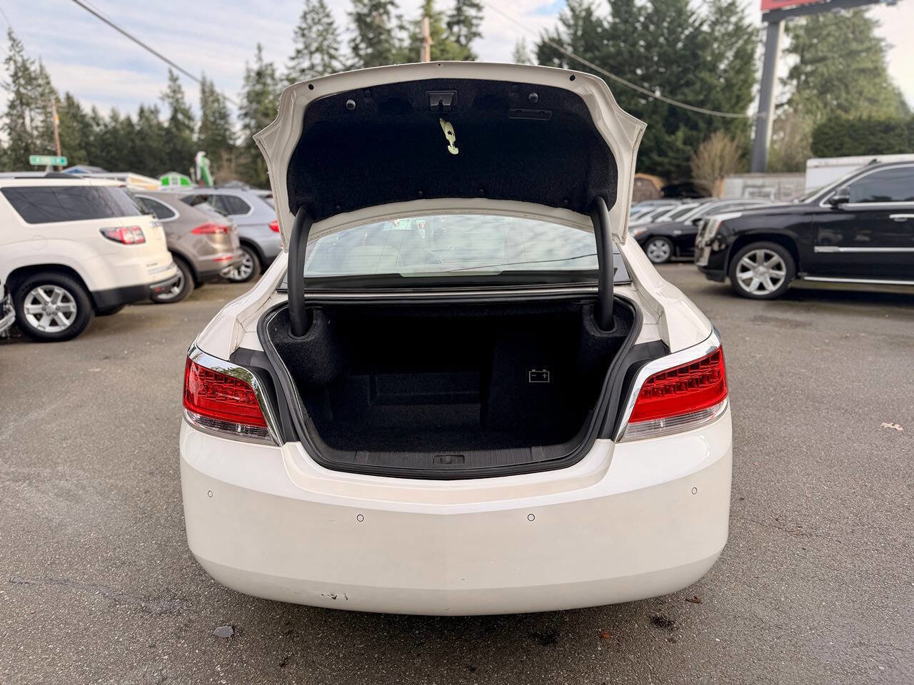 Used 2012 Buick LaCrosse Premium image 13