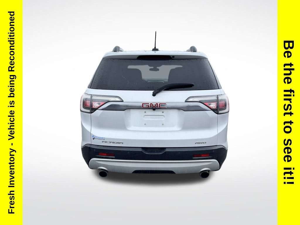 Used 2019 GMC Acadia SLT w/ LPO, Black Accent Package AWD/4WD image 4