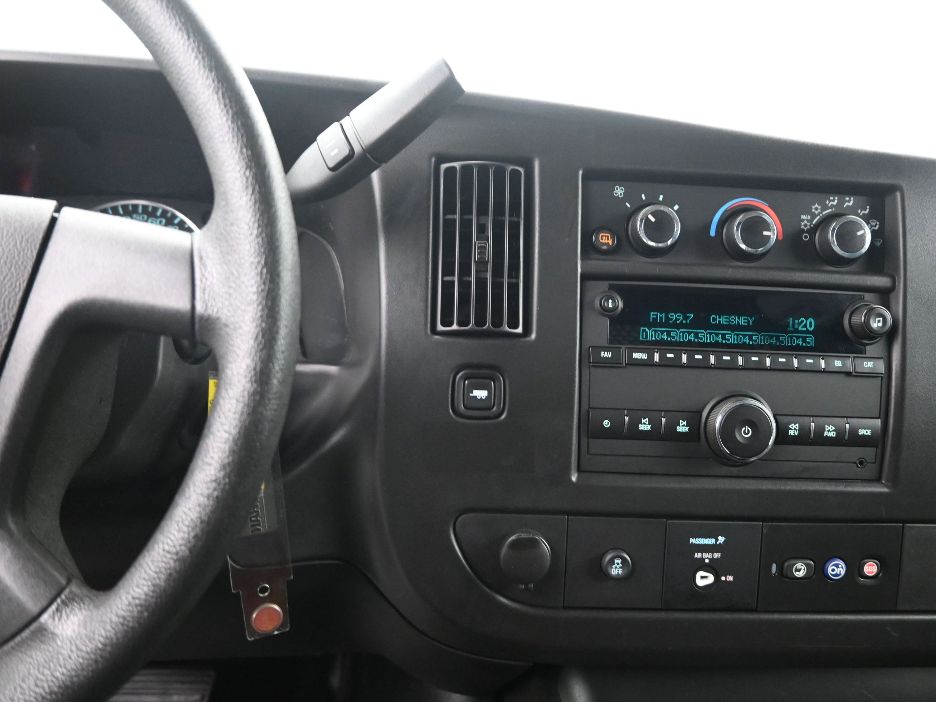 Used 2024 GMC Savana 2500 w/ Driver Convenience Package image 18