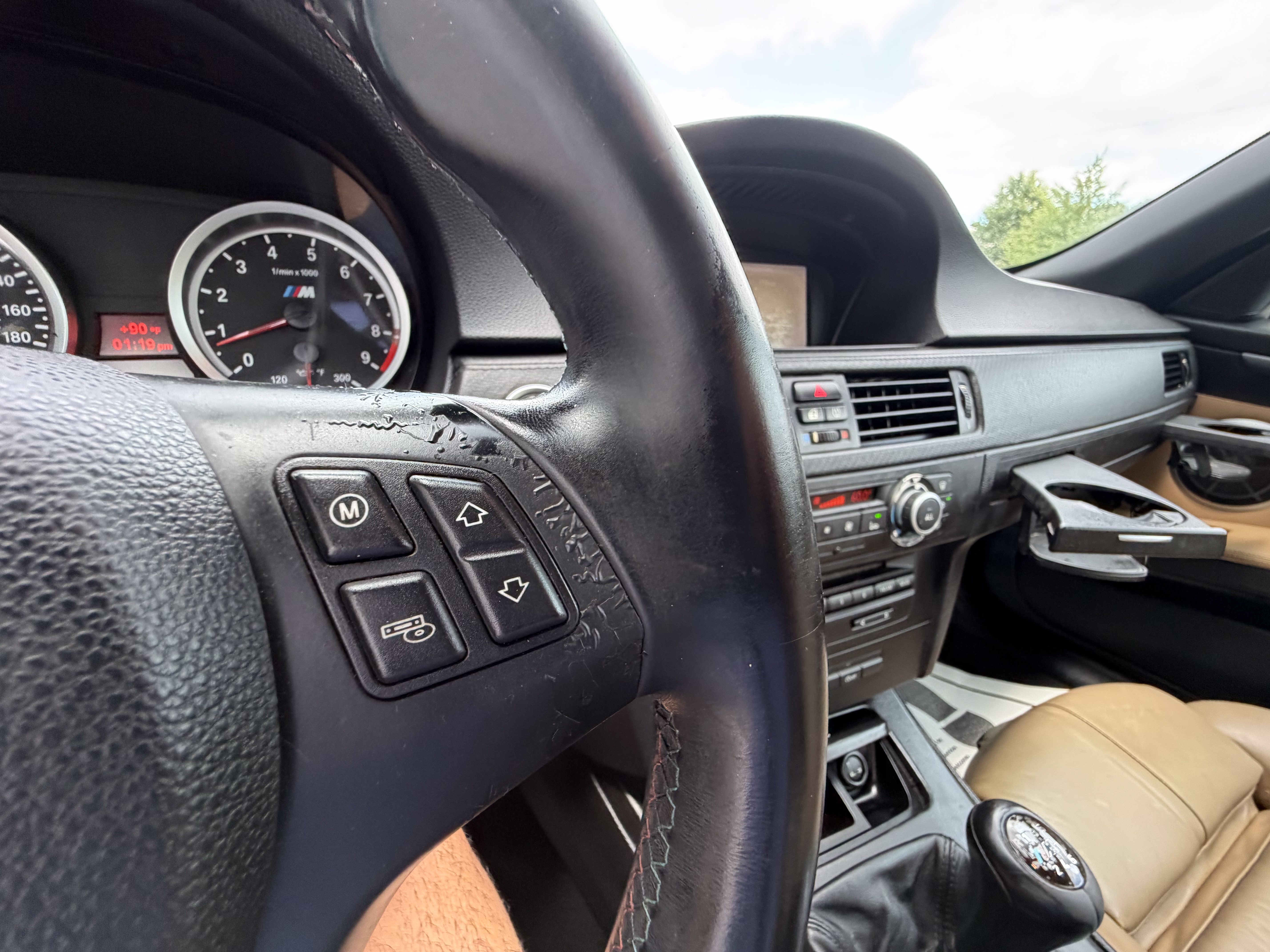 Used 2011 BMW M3 Convertible RWD image 41