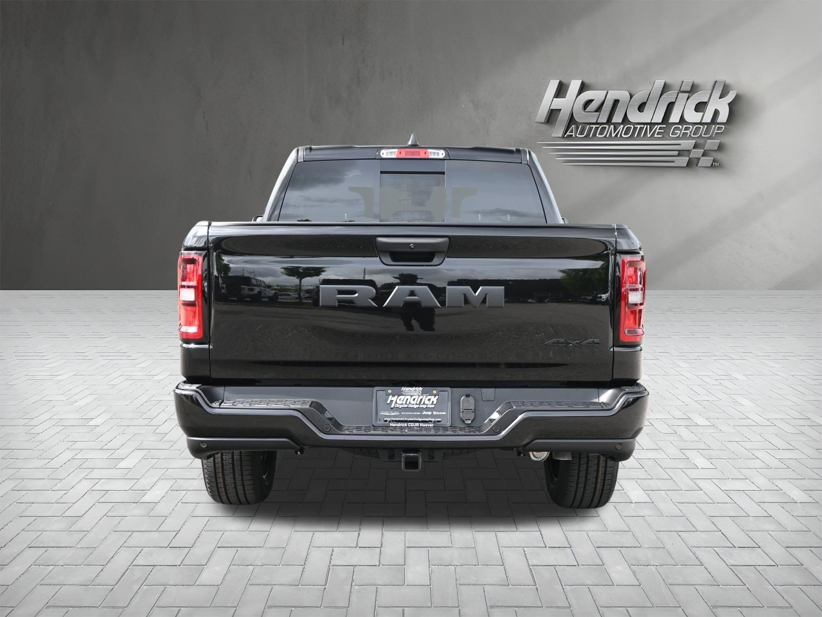 New 2026 RAM 1500 Express AWD/4WD image 9