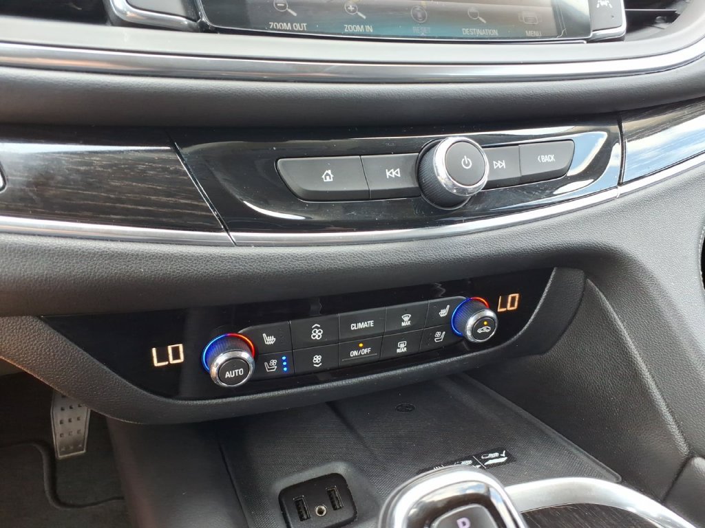 Used 2019 Buick Enclave Avenir w/ Avenir Technology Package FWD image 26