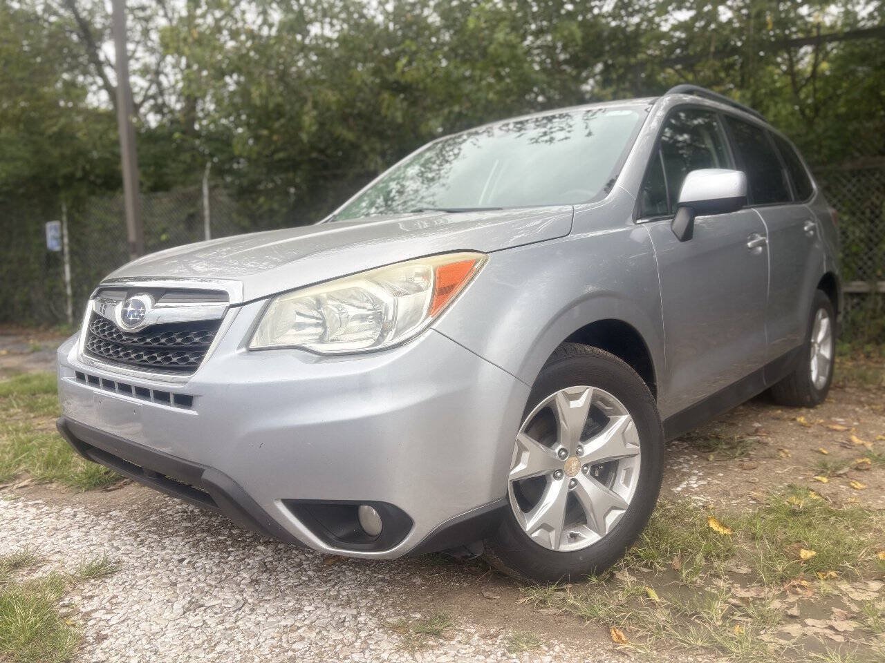 Used 2014 Subaru Forester 2.5i Limited AWD/4WD image 1