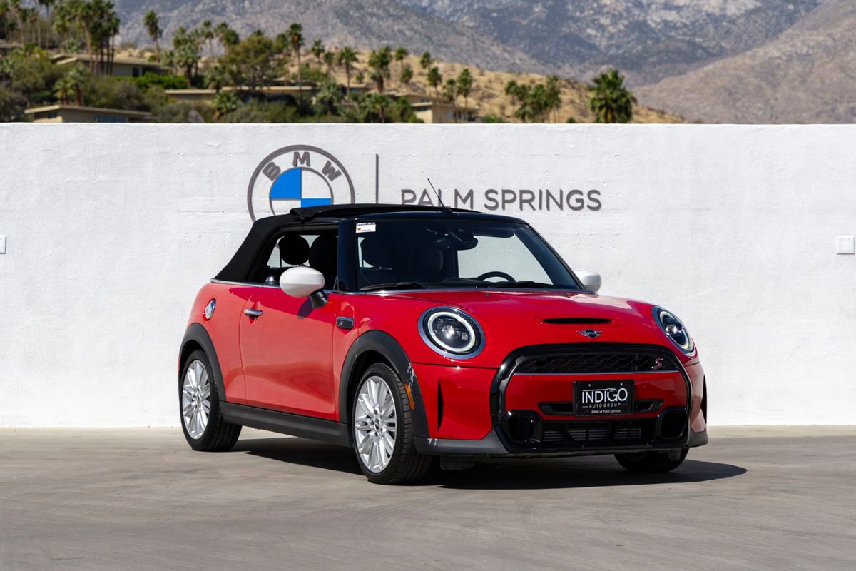 Used 2023 MINI Cooper S image 2