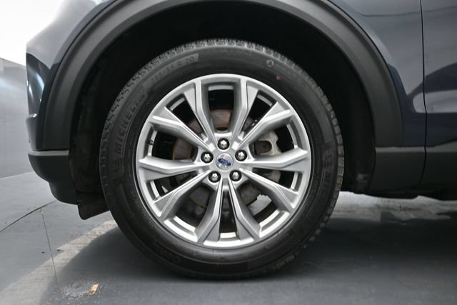 Certified 2024 Ford Explorer XLT w/ Equipment Group 202A AWD/4WD image 34