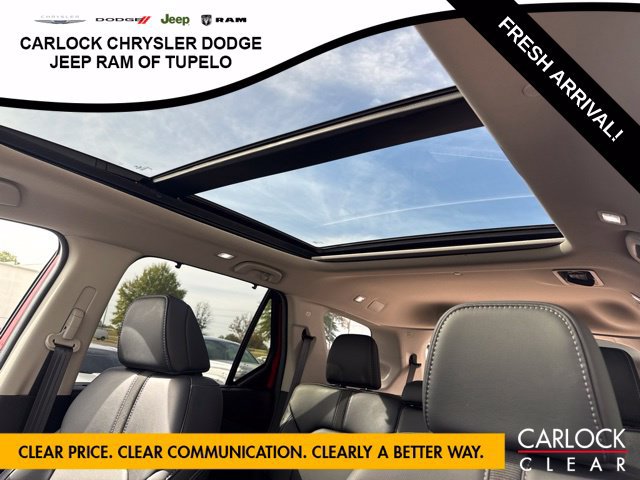Used 2025 Honda Pilot Touring image 16