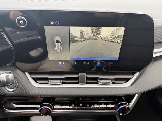 New 2026 Chevrolet Equinox LT AWD/4WD image 18