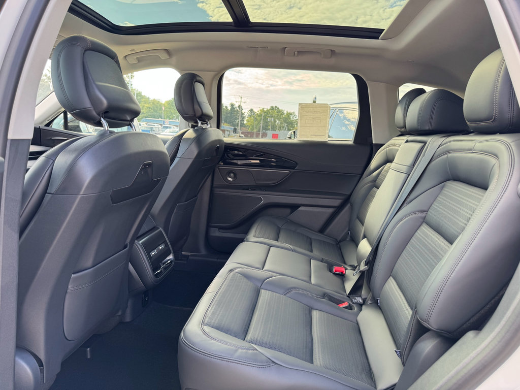 New 2026 Lincoln Nautilus Reserve w/ Jet Appearance Package image 20