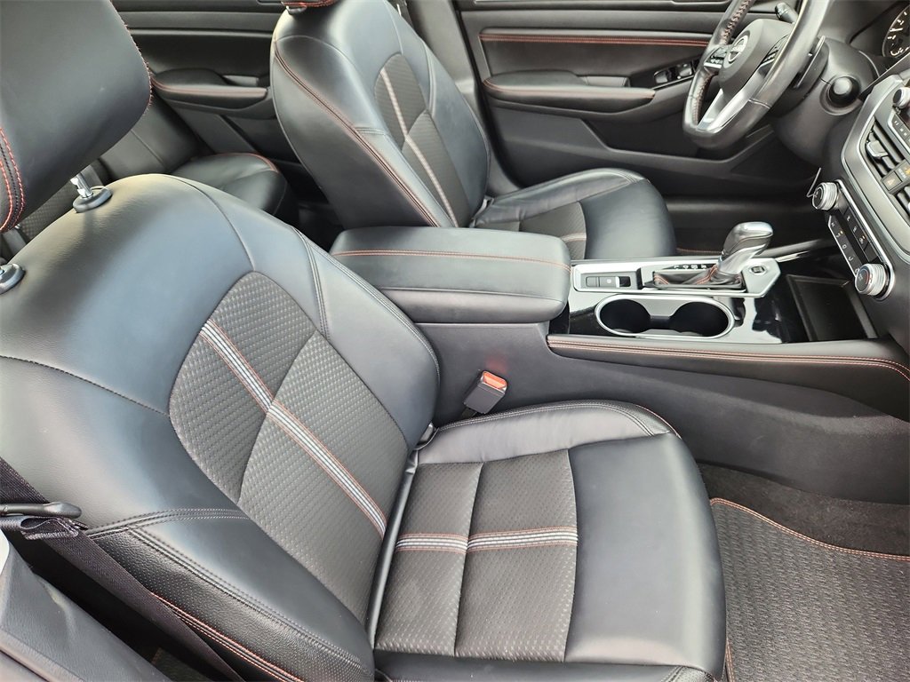 Used 2023 Nissan Altima 2.5 SR image 10