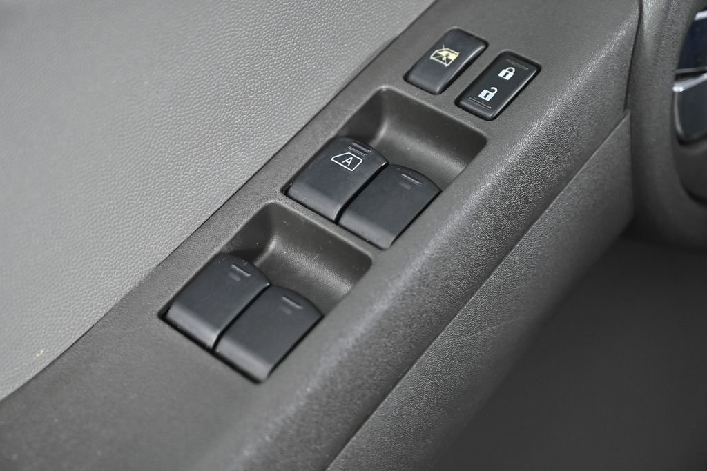 Used 2009 Nissan Xterra S w/ X Gear Pkg image 19