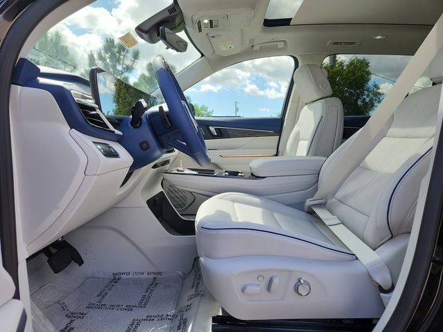 New 2026 Buick Enclave Avenir w/ Super Cruise Package FWD image 18