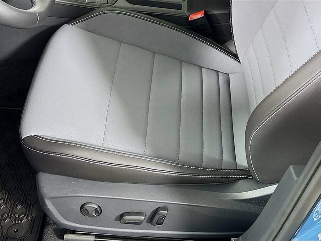 New 2026 Volkswagen Jetta SE FWD image 19