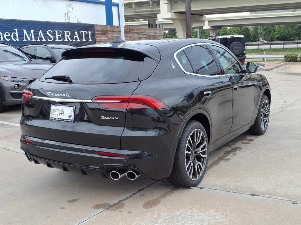 New 2025 Maserati Grecale GT image 6
