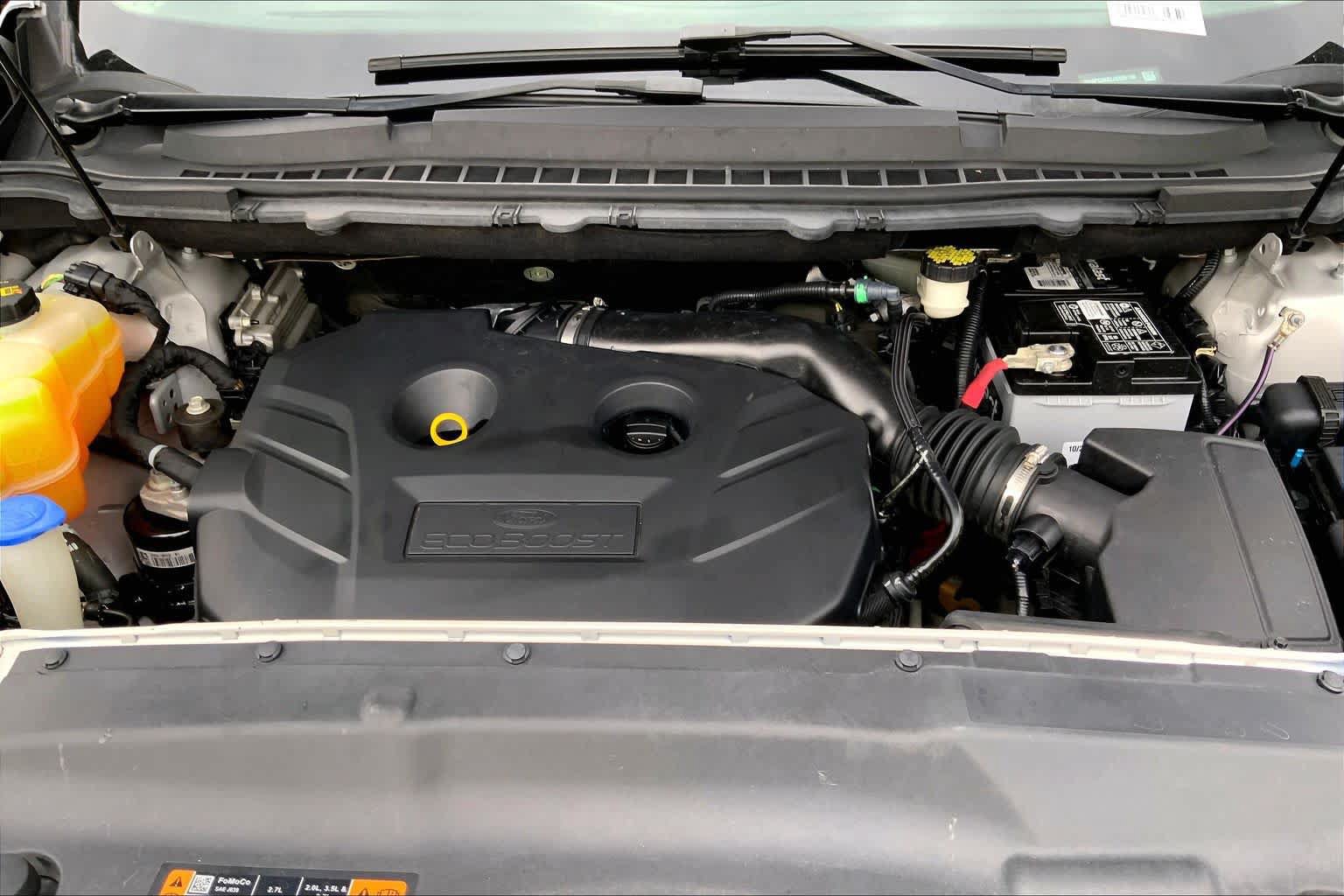 Used 2018 Ford Edge Titanium w/ Equipment Group 301A FWD image 29