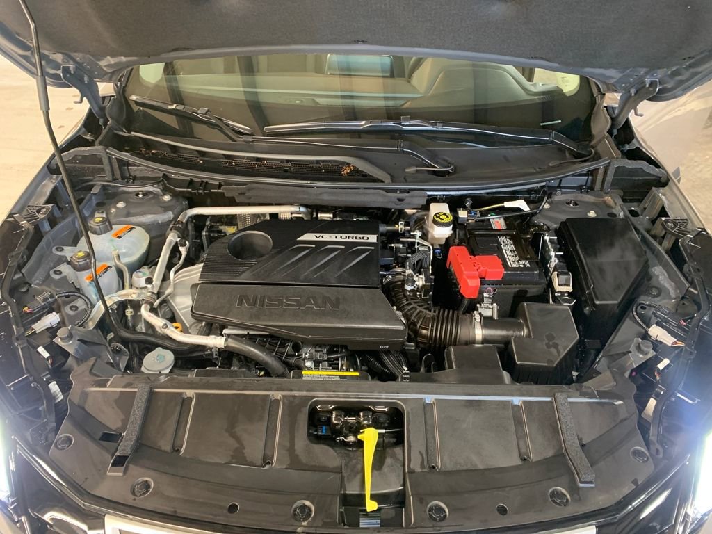 Certified 2025 Nissan Rogue SV image 26