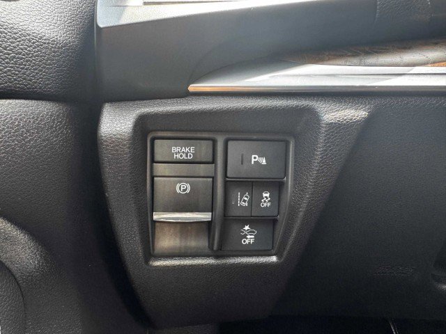 Used 2020 Acura MDX SH-AWD w/ Technology Package image 22