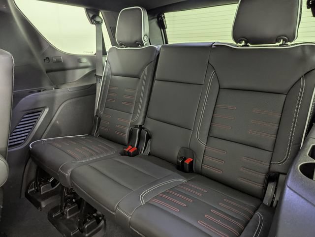 Used 2026 GMC Yukon AT4 Ultimate AWD/4WD image 18