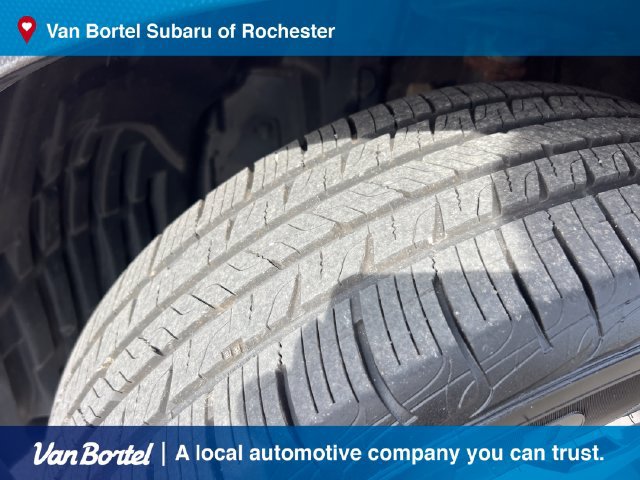 Used 2020 Subaru Forester Premium AWD/4WD image 10