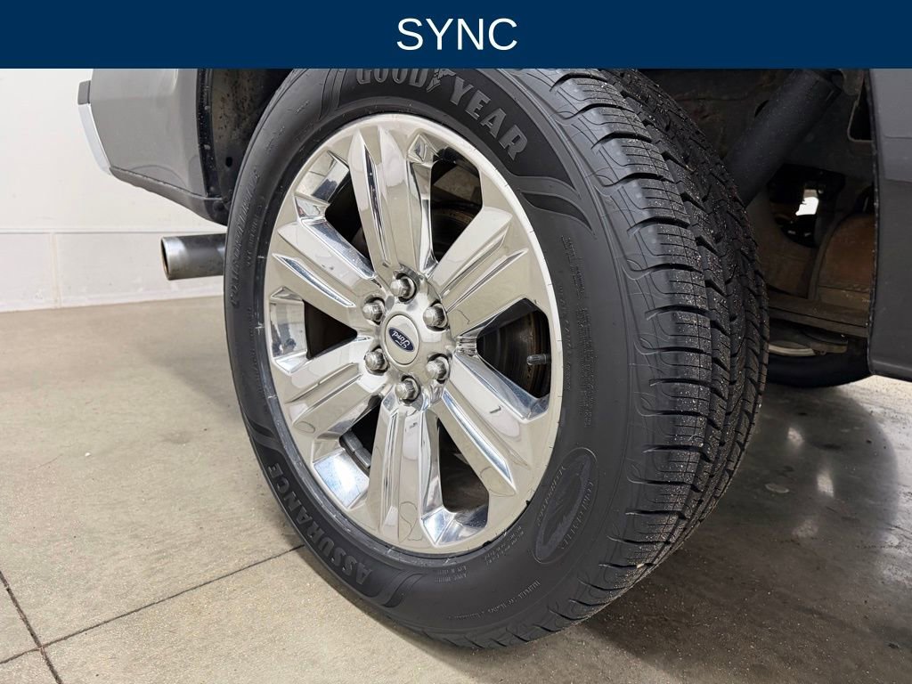 Used 2018 Ford F150 XLT w/ Equipment Group 302A Luxury image 12