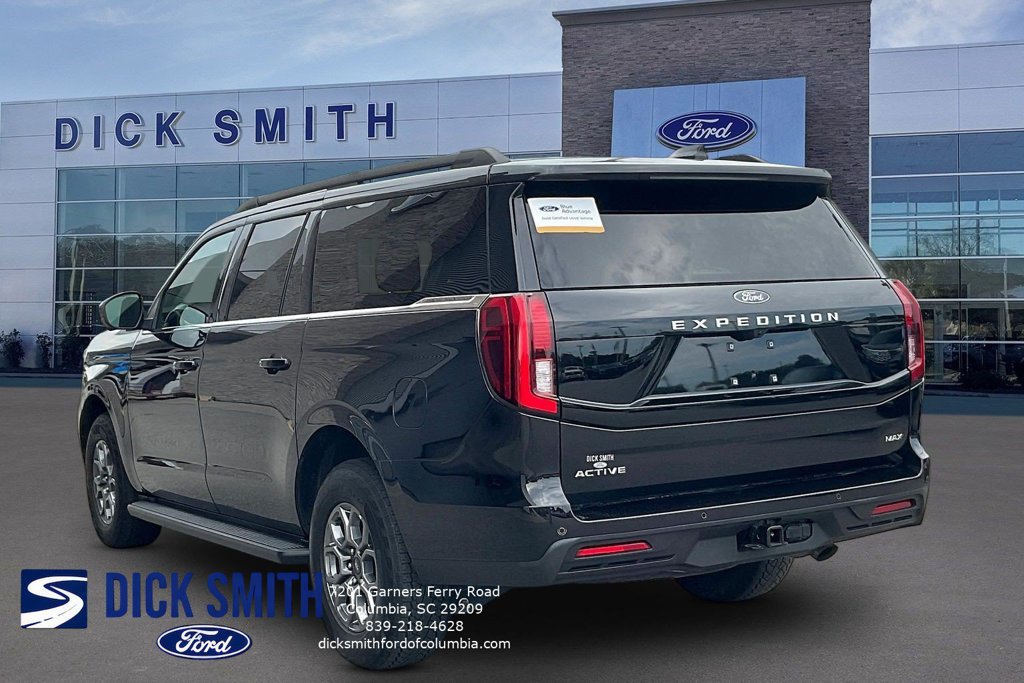 Used 2025 Ford Expedition Max Active RWD image 4