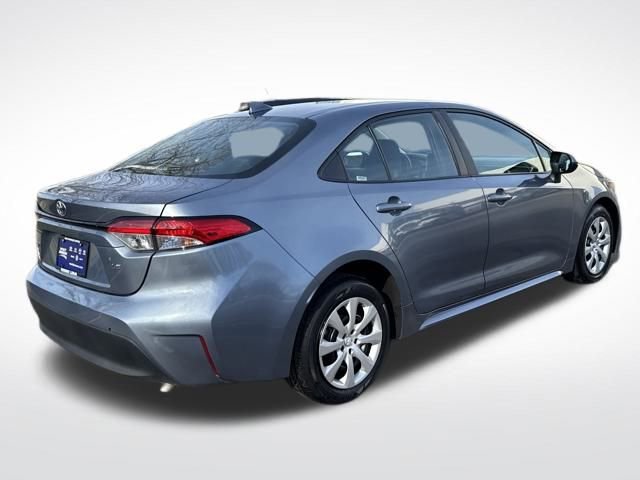 Used 2024 Toyota Corolla LE image 6