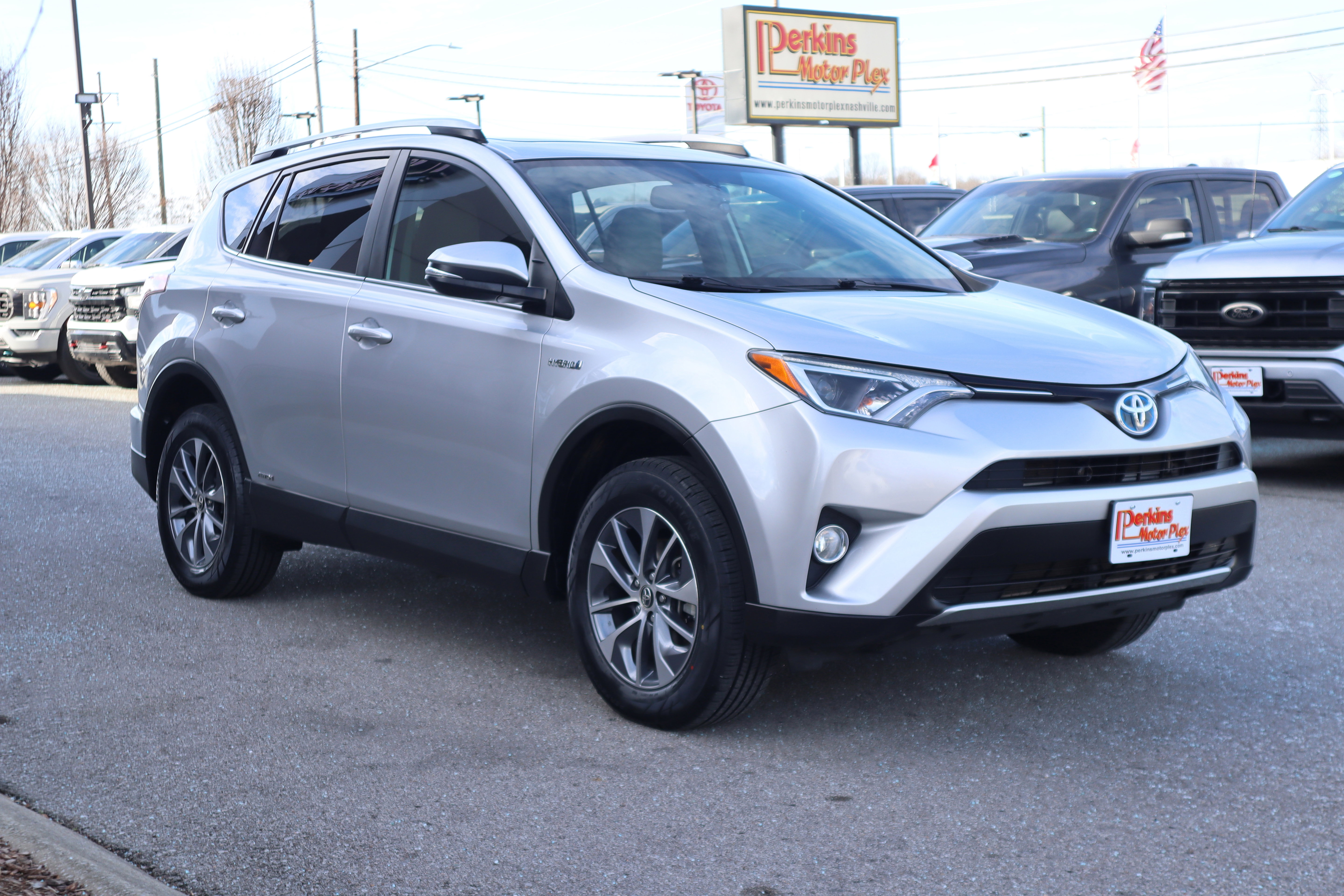 Used 2016 Toyota RAV4 XLE image 5