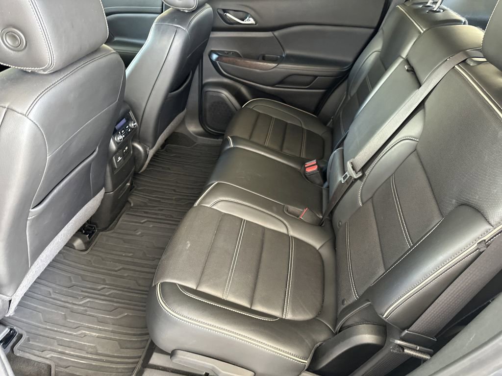 Used 2021 GMC Acadia Denali w/ Denali Ultimate Package image 29