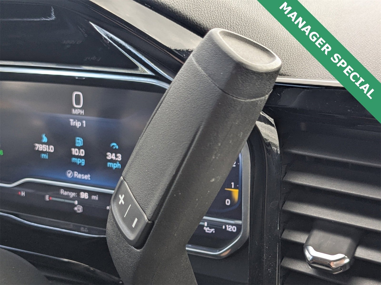 Used 2024 Chevrolet Silverado 2500 LTZ image 27