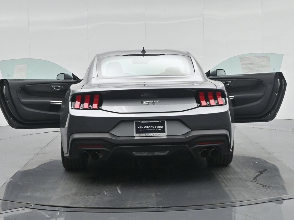New 2026 Ford Mustang GT RWD image 30