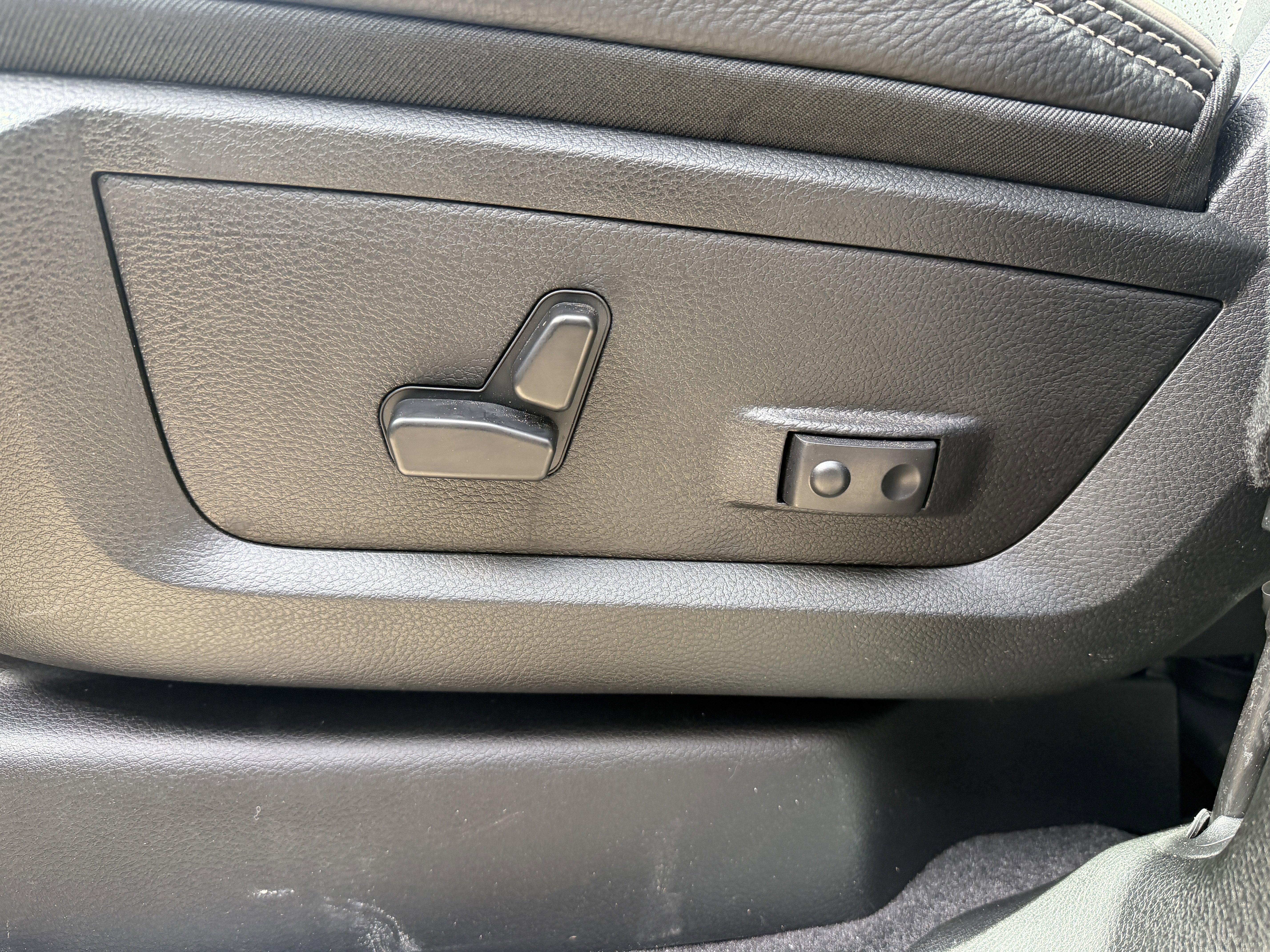 New 2026 RAM 2500 Limited image 39