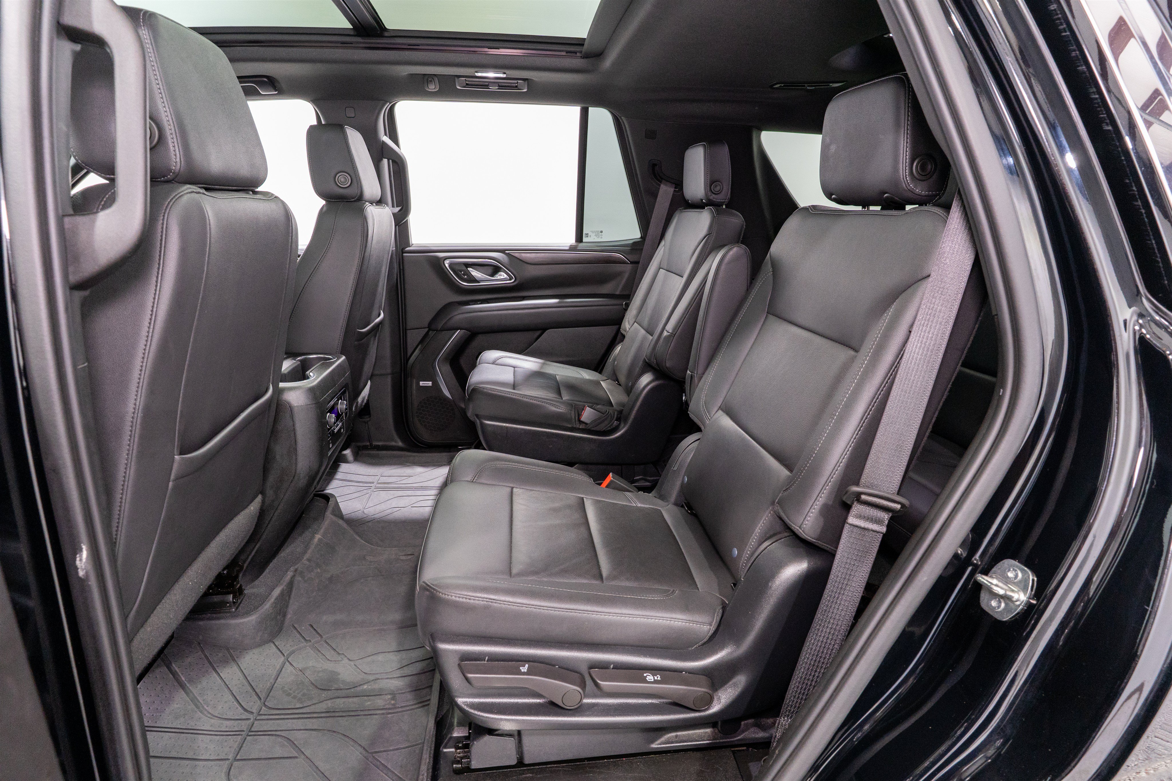 Used 2023 Chevrolet Tahoe LT w/ LT Signature Plus Package RWD image 31