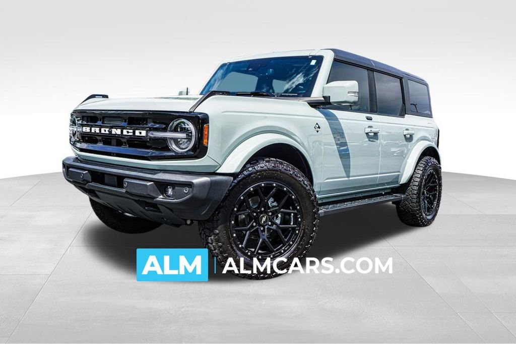 Used 2024 Ford Bronco Outer Banks AWD/4WD image 1