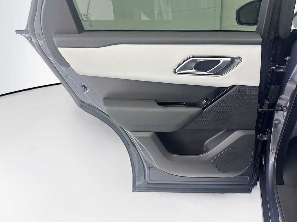 Certified 2026 Land Rover Range Rover Velar S AWD/4WD image 25