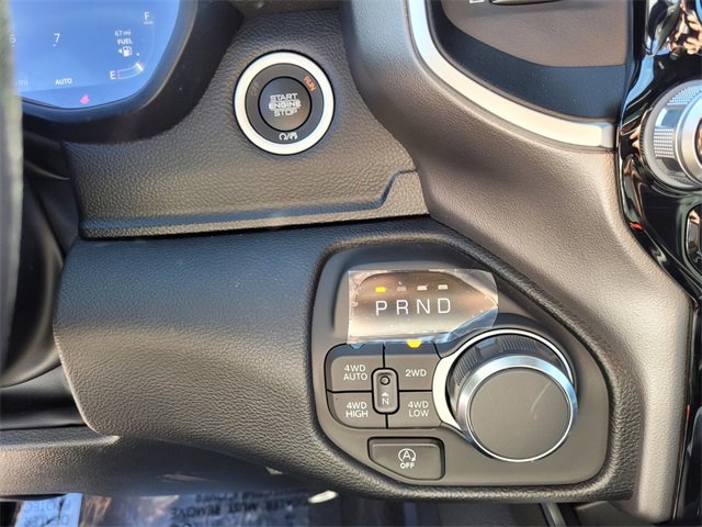 New 2026 RAM 1500 4x4 Crew Cab image 29