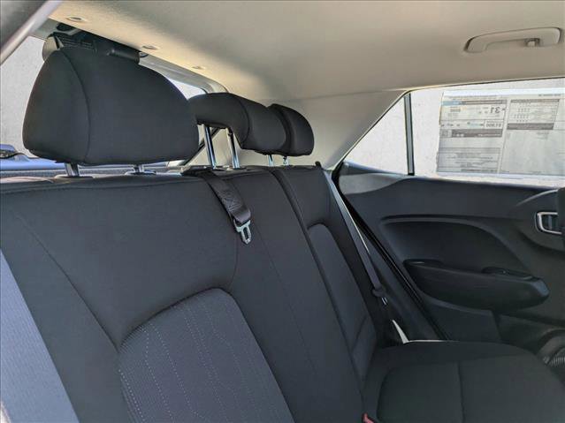 New 2026 Hyundai Venue SE image 20