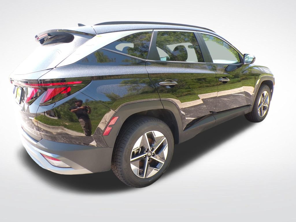 Certified 2025 Hyundai Tucson SEL AWD/4WD image 7