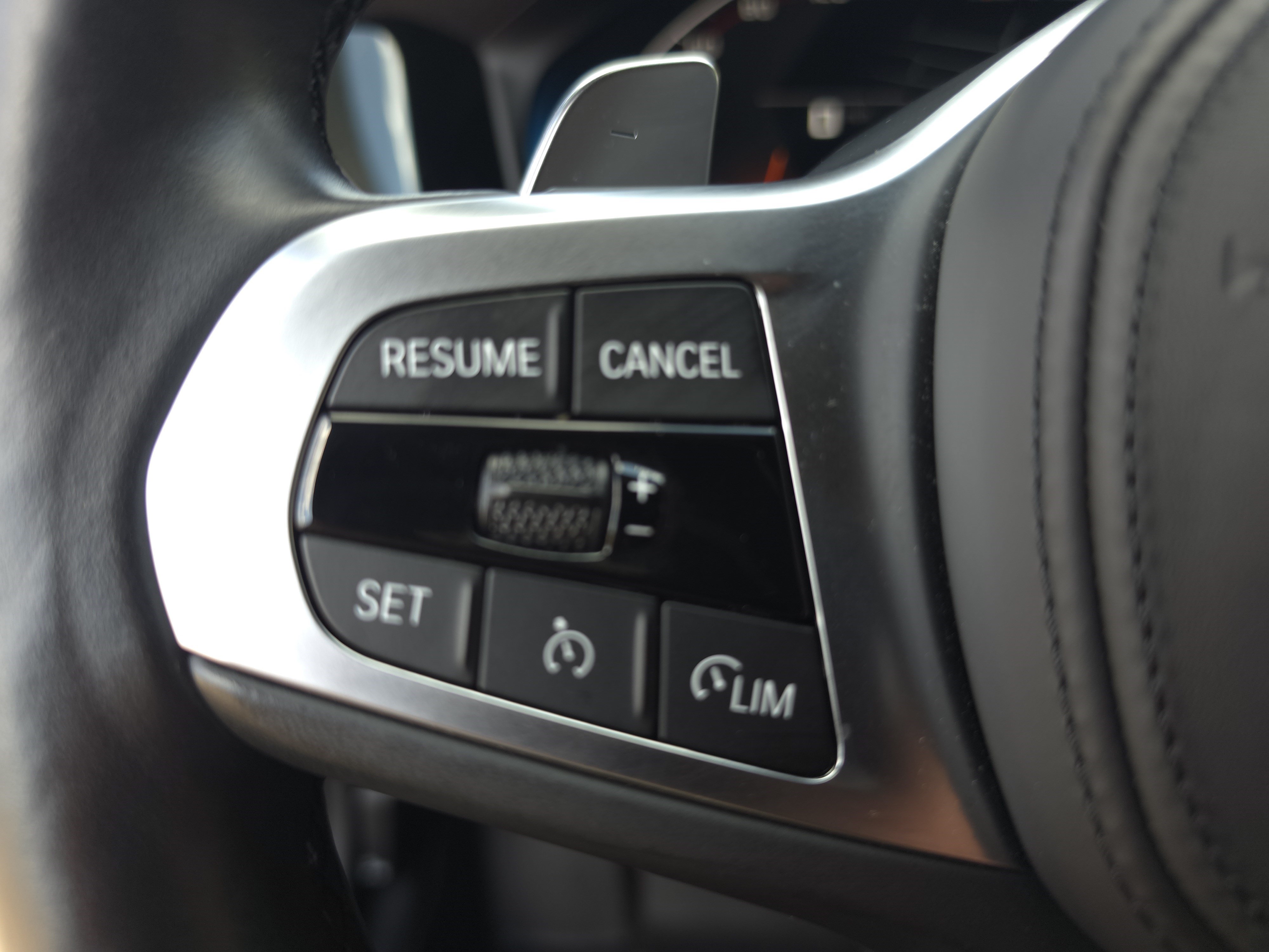 Used 2023 BMW M440i Convertible RWD image 18